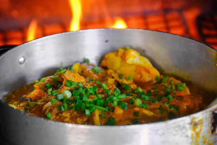 Votre restaurant de caris créoles.